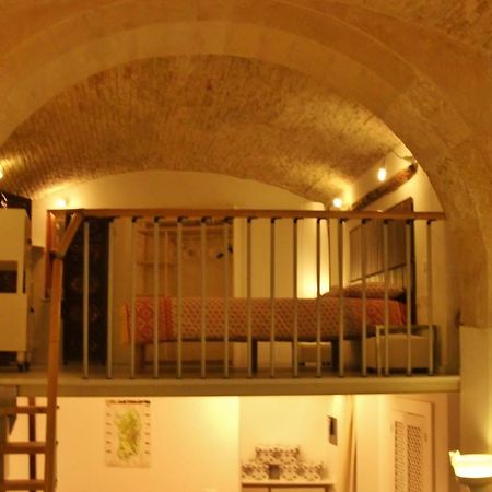 Апартаменты Residenze Palazzo Pes Кальяри Номер фото
